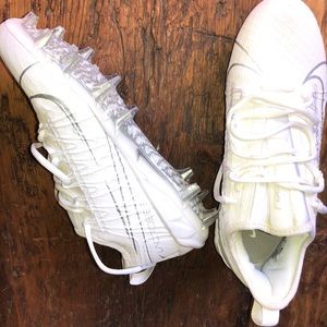 Nike women’s lacrosse cleats
